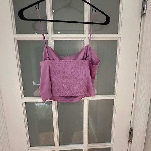 Aritzia Sunday Best Lilac Sleeveless Fitted Crop Shimmer Camisole - Picture 3 of 4